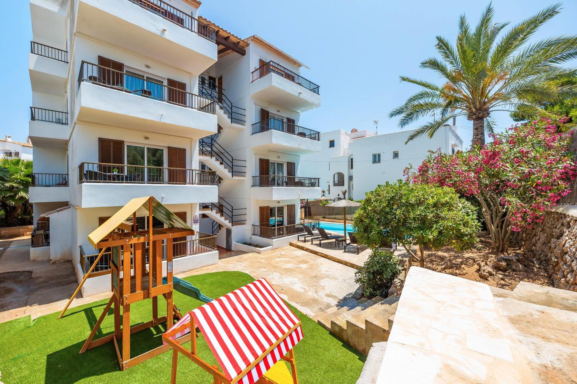 Gran Sol Family 8 Apartment